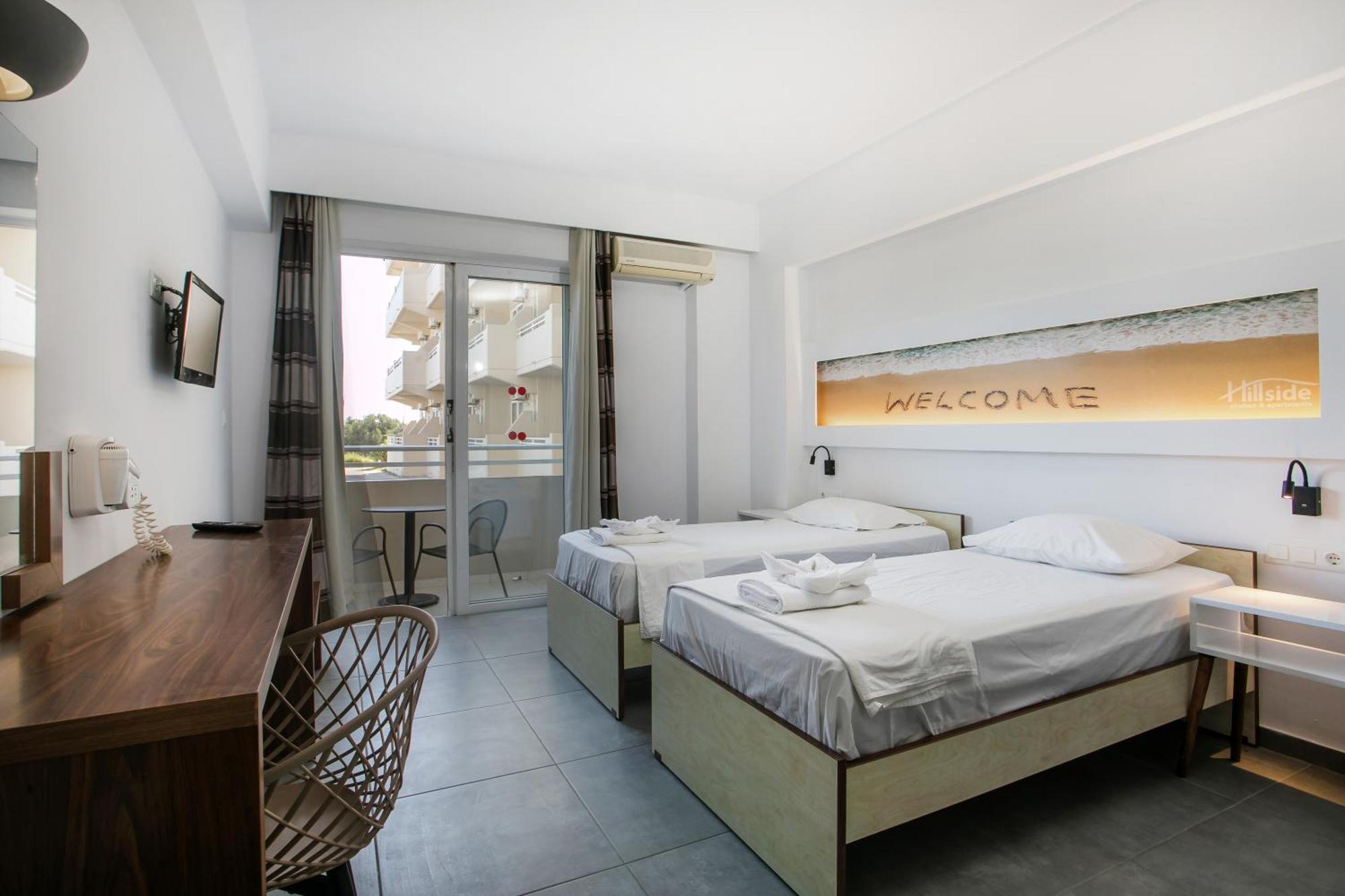 פליראקי Hillside Studios & Apartments מראה חיצוני תמונה