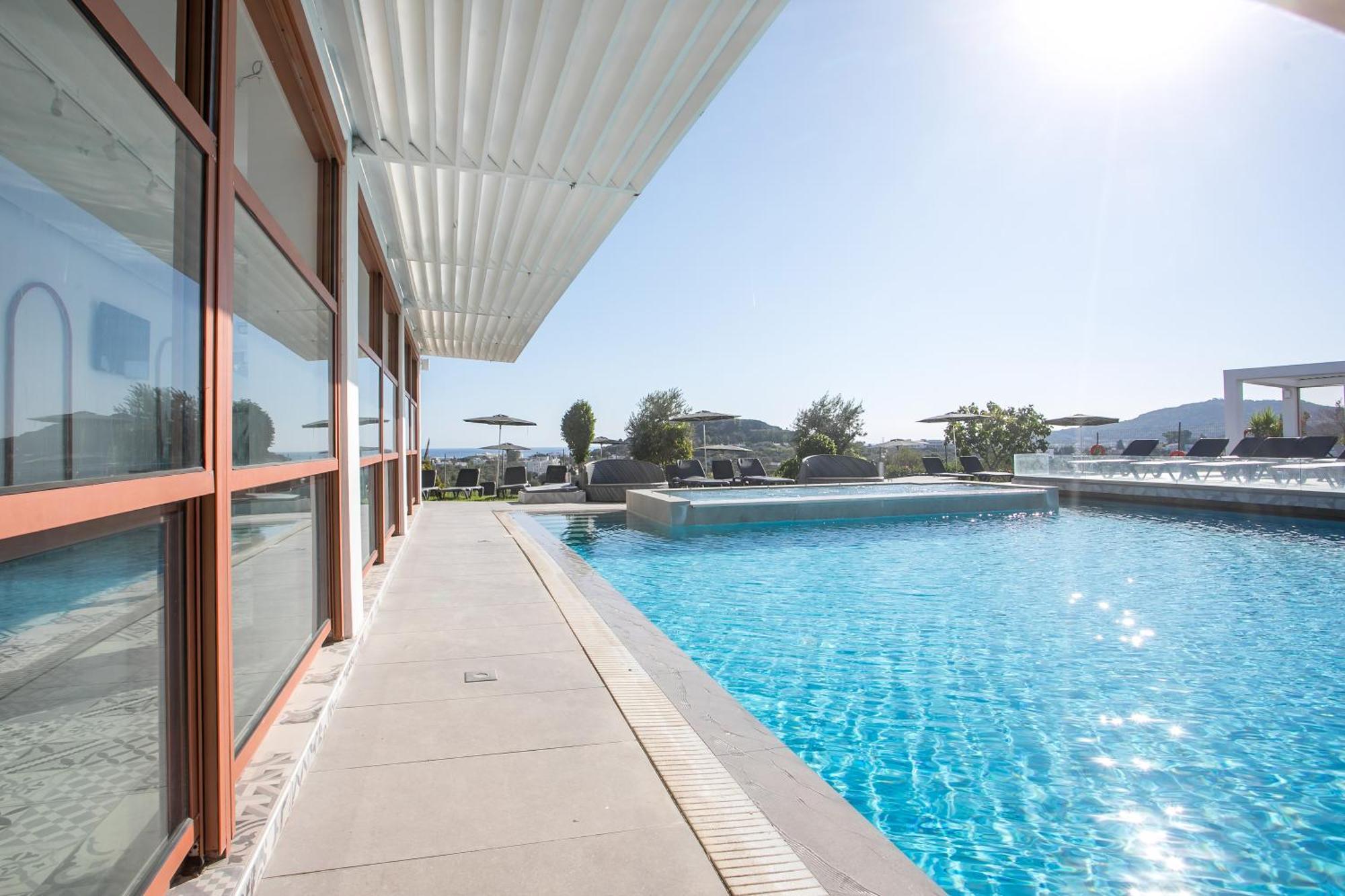 פליראקי Hillside Studios & Apartments מראה חיצוני תמונה